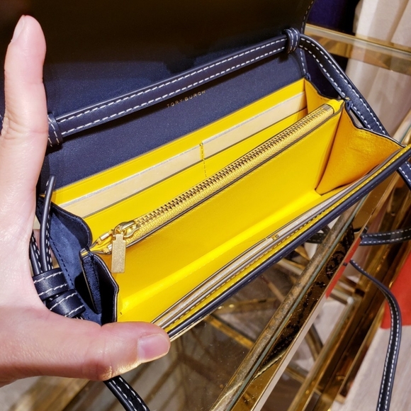 NEW!!!TORYBURCH T MONOGRAM JACQUARD WALLET CROSSBODY (NAVY) - Picture 3 of 8